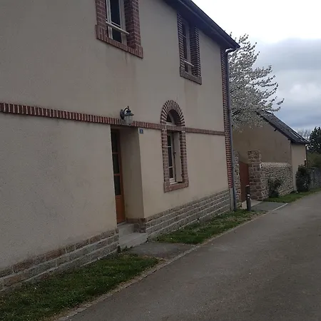 بيت للعطل Mise En Scene Jublains